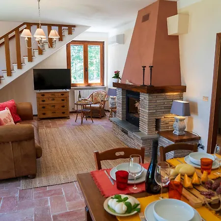 Valle 14 With Pool And Views Of The Hills Bargni