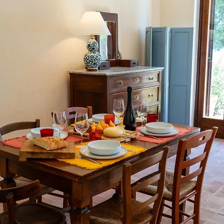 Valle 14 With Pool And Views Of The Hills Bargni